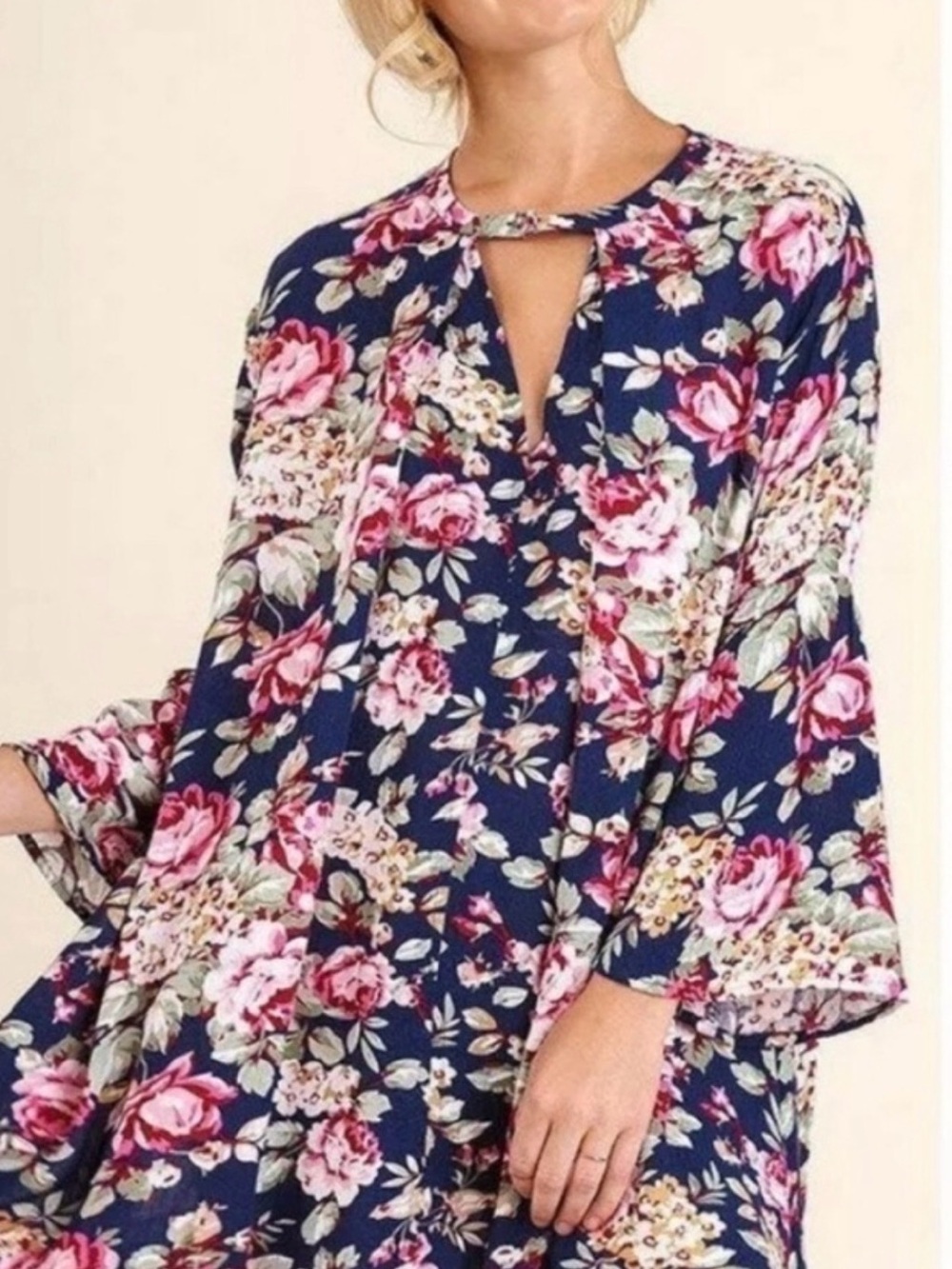 Umgee Navy Floral Keyhole Swing Tunic